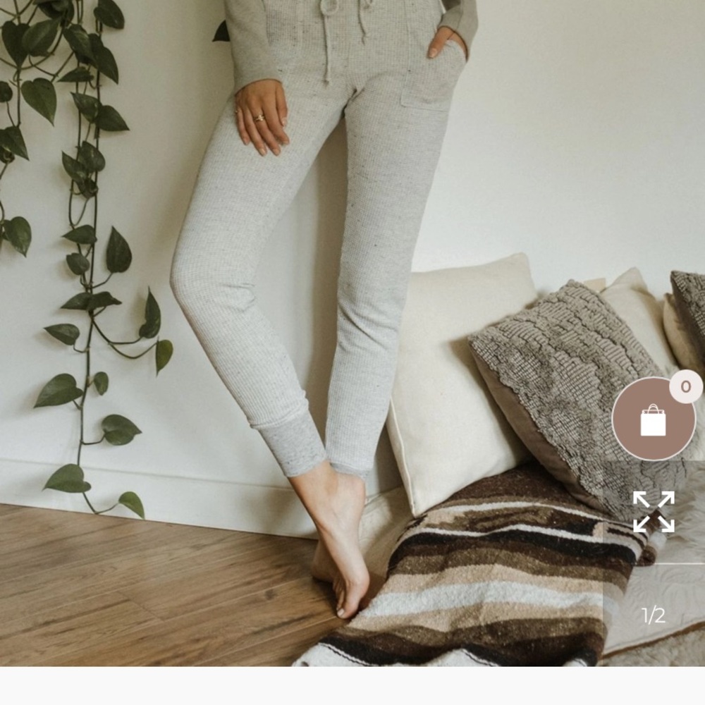ISO (not selling) Jackson Rowe Steady Jogger in M